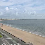 Appartement Pour 6, Vue Mer A 40M De La Plage
